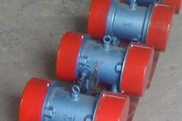 使用倉壁振動(dòng)器需注意的事項(xiàng)，條條是經(jīng)驗(yàn)?。? /></a>                                        
                                         </div>
                                    </div>
                                    <div   id=